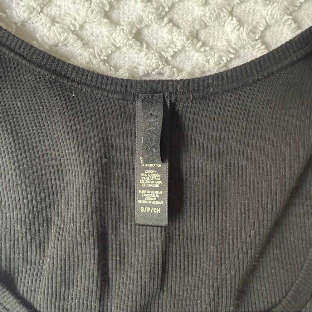 SKIMS Cotton Rib Tank - Picture 3 of 4